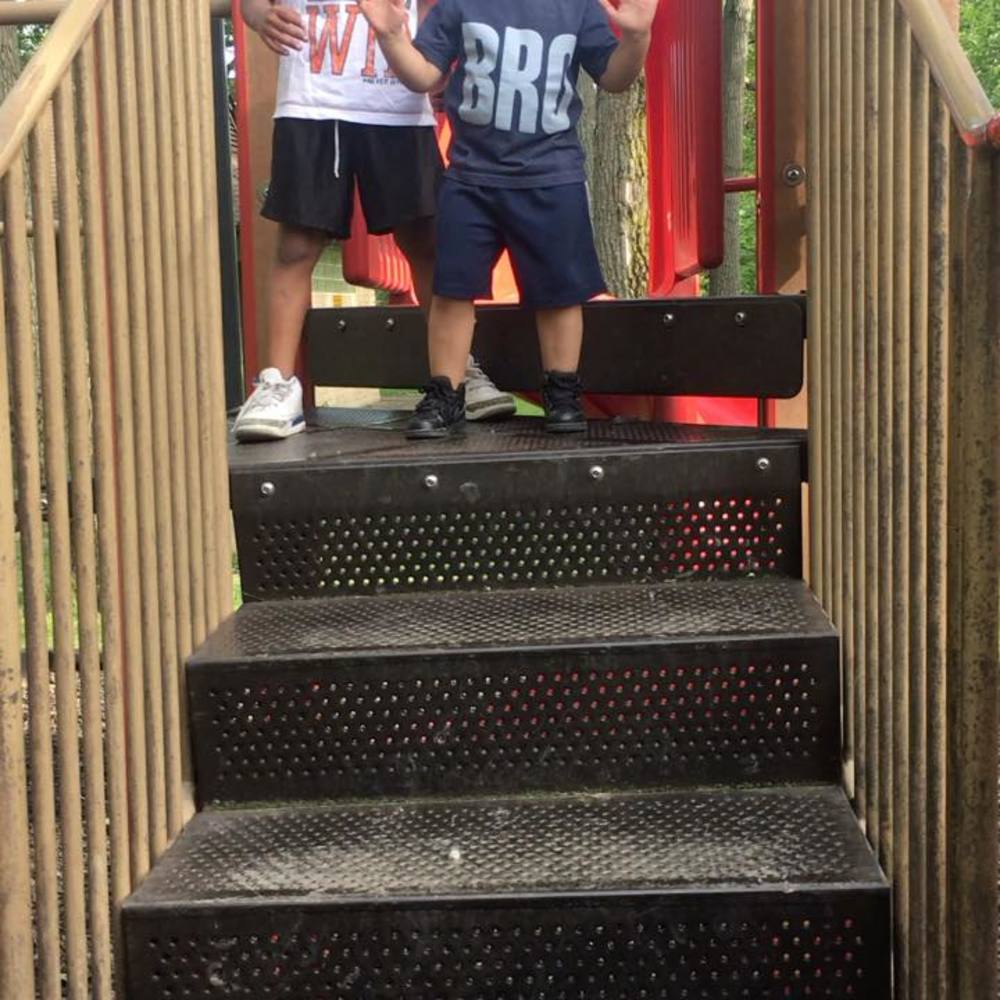 Meet your Posher, Ronnae